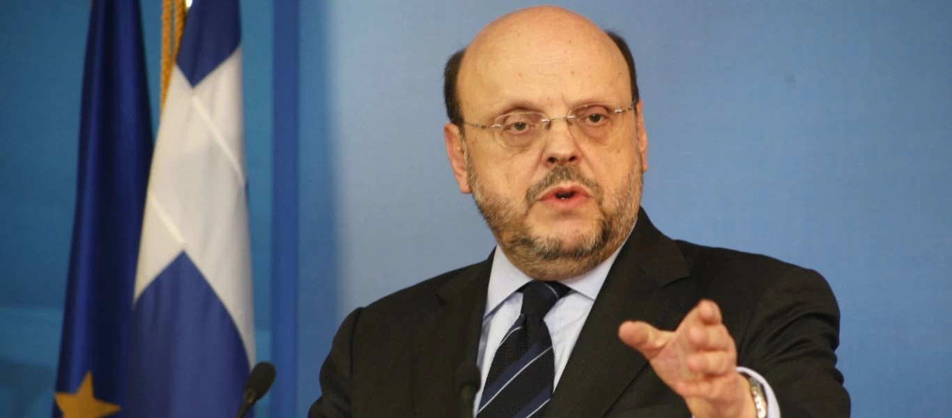 Ε.Αντώναρος: «Fake news τα όσα είπε ο Κ.Μητσοτάκης για τον αριθμό των εμβολιασμένων»
